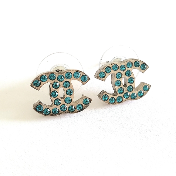 CHANEL Small Crystal Silver CC Turquoise Blue Green Rhinestone Studs Earrings - Picture 7 of 7